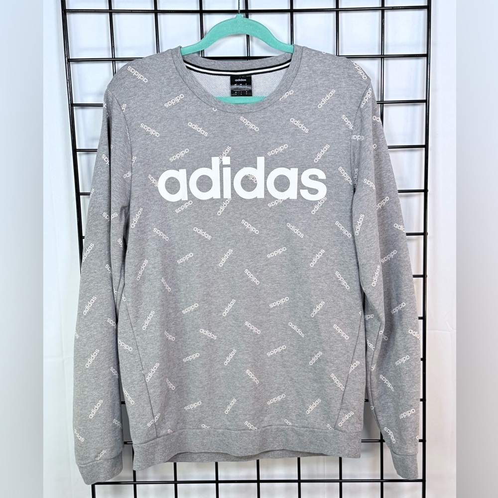 adidas ESS Linear Fav Core AllOver Print Sweatshirt Mens M‎ Gray DX0466 Logo